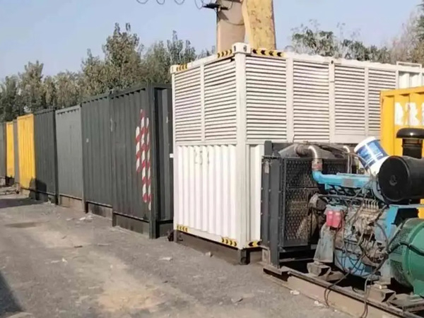 中方200KW柴油发电机机组每小时油耗是多少?